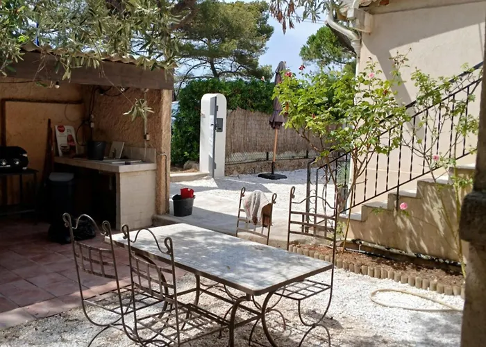 بيت للعطل Maison 1 Hyères