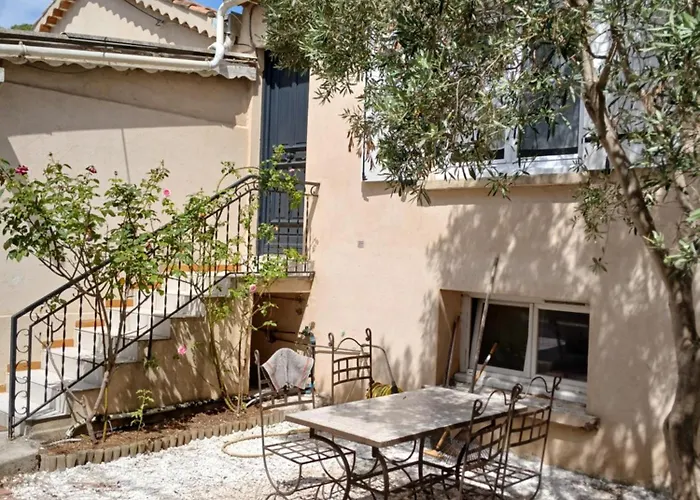 بيت للعطل Maison 1 Hyères